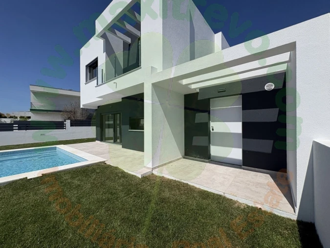 Moradia T4 para Venda em Charneca de Caparica e Sobreda Foto 2