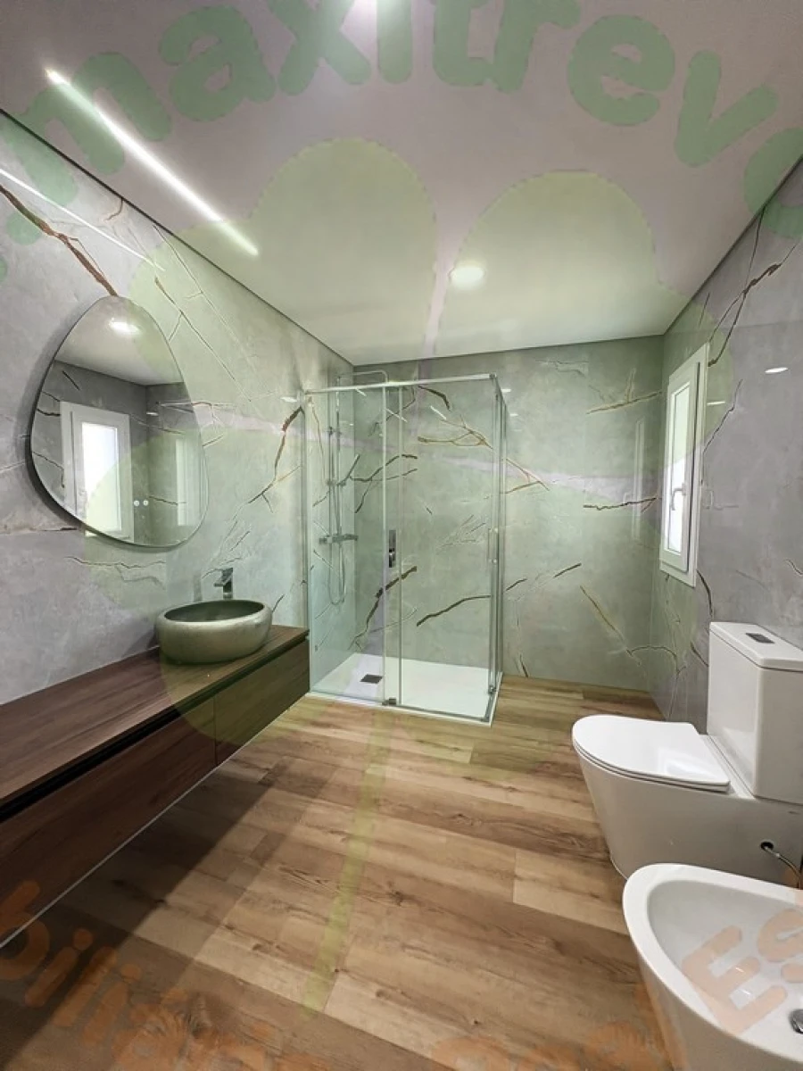 Moradia T4 para Venda em Charneca de Caparica e Sobreda Foto 17