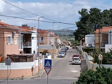 Moradia T2 para Arrendamento em Azeitão (São Lourenço e São Simão)