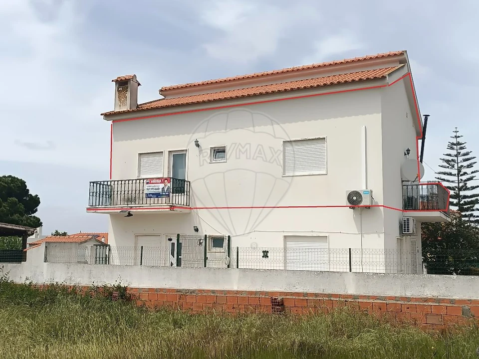 Moradia T2 para Arrendamento em Azeitão (São Lourenço e São Simão) Foto 3