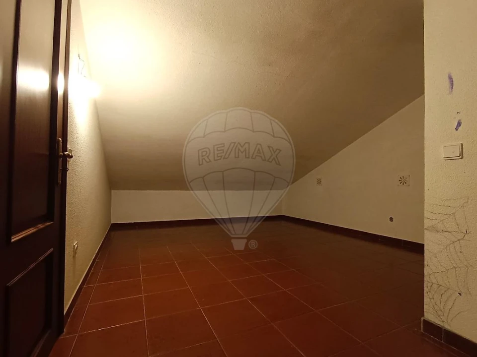 Moradia T2 para Arrendamento em Azeitão (São Lourenço e São Simão) Foto 26