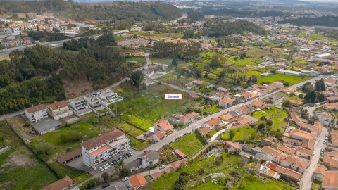 Terreno para Venda em Serzedo e Perosinho