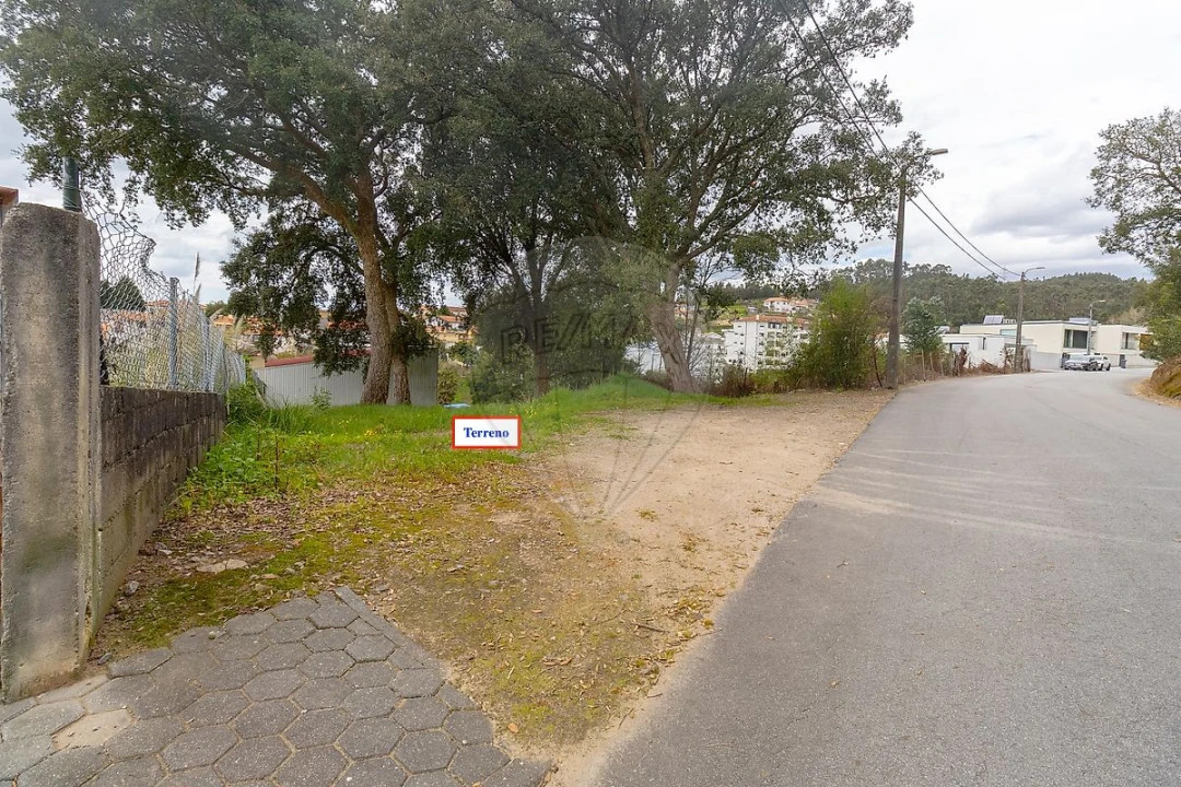 Terreno para Venda em Serzedo e Perosinho Foto 10