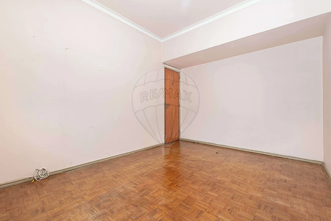 Apartamento T3 para Venda em Sacavém e Prior Velho Foto 16