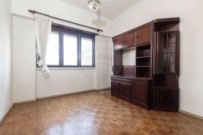 Apartamento T3 para Venda em Sacavém e Prior Velho