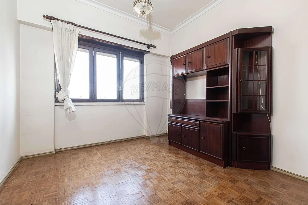 Apartamento T3 para Venda em Sacavém e Prior Velho Foto 19