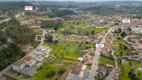 Terreno para Venda em Serzedo e Perosinho