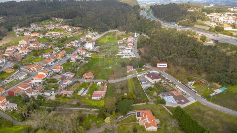Terreno para Venda em Serzedo e Perosinho