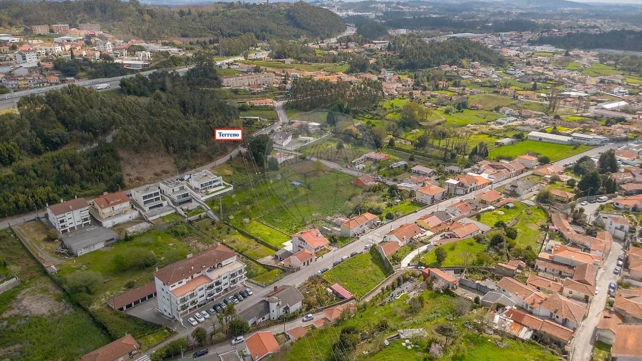 Terreno para Venda em Serzedo e Perosinho Foto 5