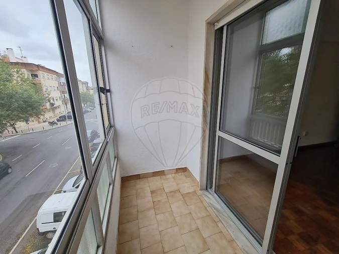 Apartamento T2 para Arrendamento em Rio de Mouro