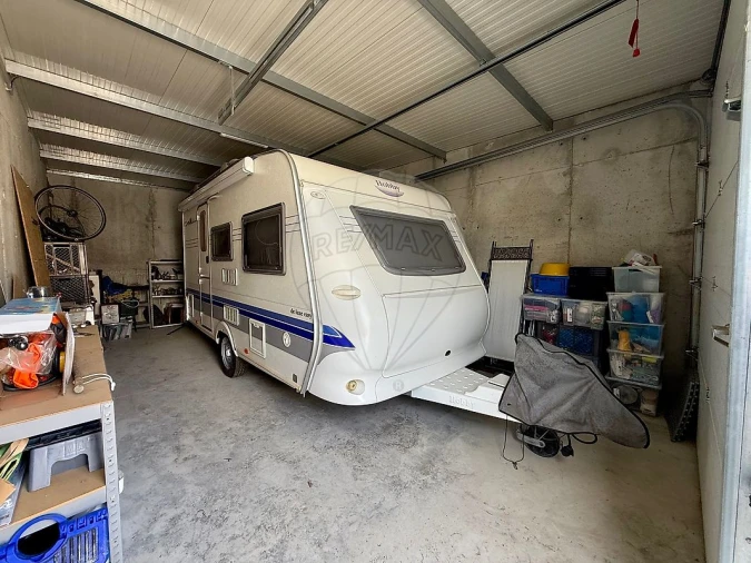 Garagem para Venda em Santa Maria, São Pedro e Matacães Foto 6