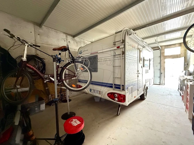 Garagem para Venda em Santa Maria, São Pedro e Matacães Foto 5