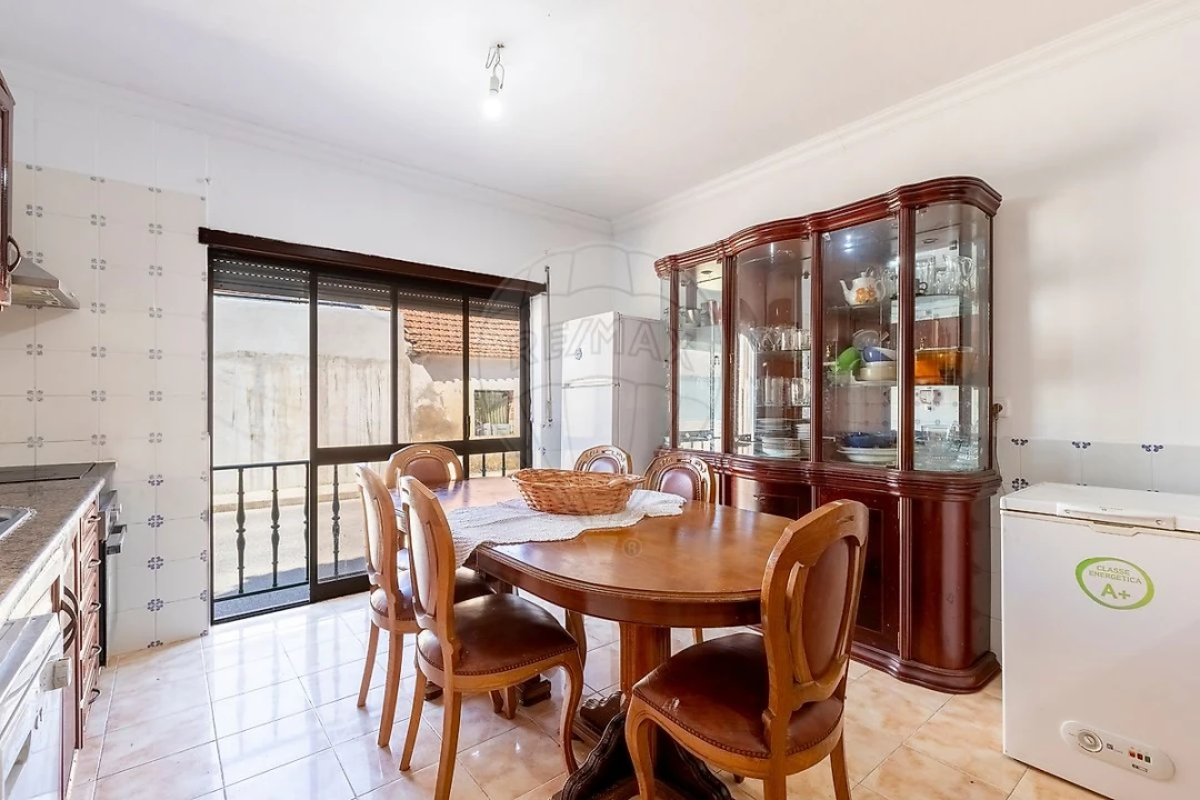 Apartamento T2 para Venda em Vimeiro Foto 1