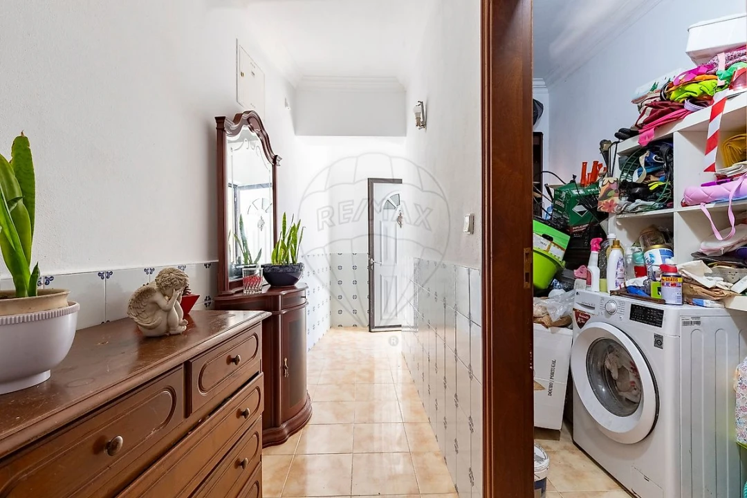 Apartamento T2 para Venda em Vimeiro Foto 14