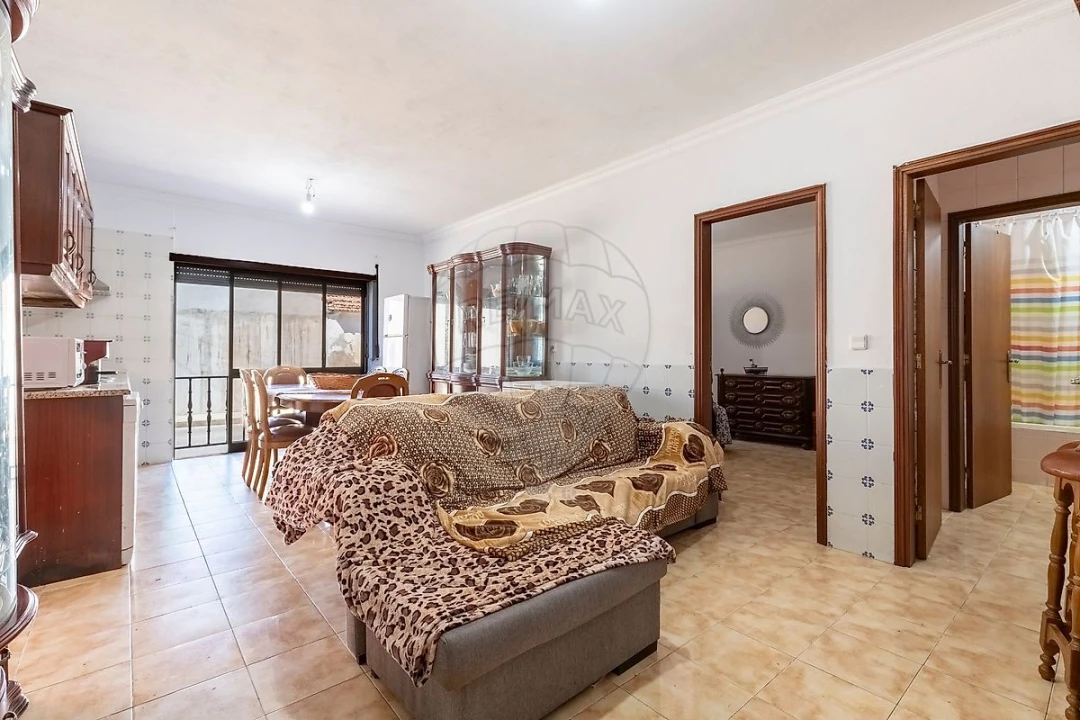 Apartamento T2 para Venda em Vimeiro Foto 3