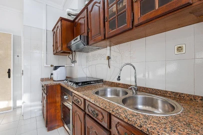 Apartamento T3 para Arrendamento em Odivelas