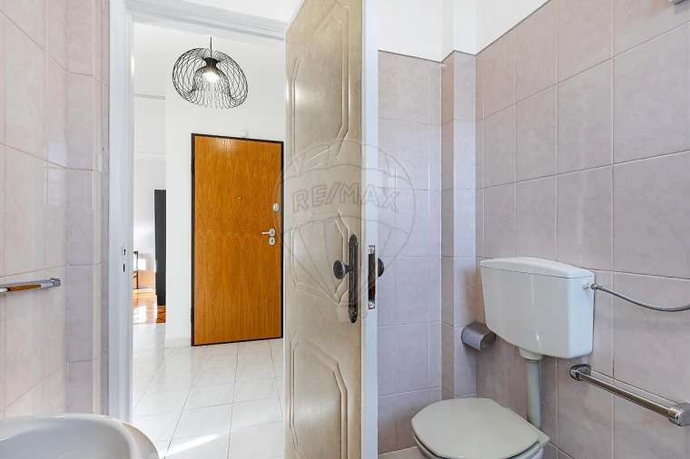 Apartamento T3 para Arrendamento em Odivelas Foto 6