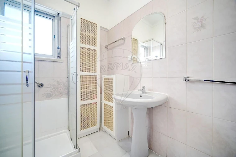 Apartamento T3 para Arrendamento em Odivelas Foto 7