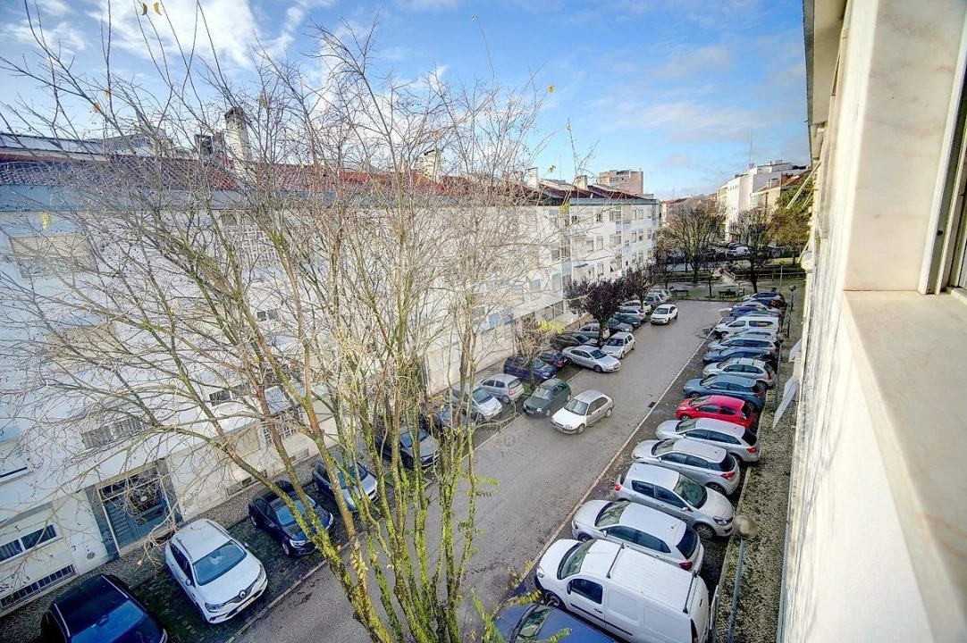 Apartamento T3 para Arrendamento em Odivelas Foto 11