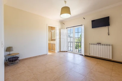 Moradia T3 para Venda em Azambuja