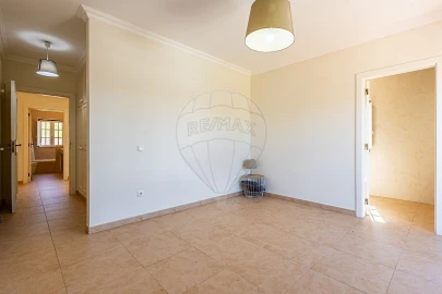 Moradia T3 para Venda em Azambuja