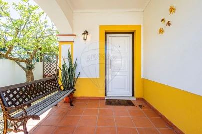 Moradia T3 para Venda em Azambuja