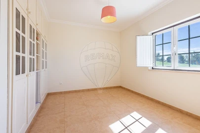 Moradia T3 para Venda em Azambuja