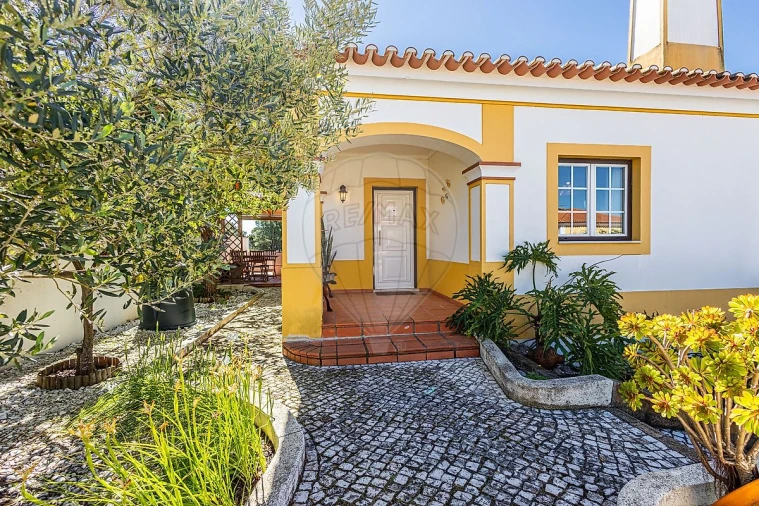 Moradia T3 para Venda em Azambuja Foto 31