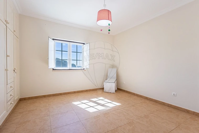 Moradia T3 para Venda em Azambuja Foto 10