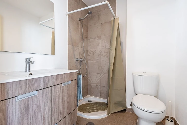 Moradia T3 para Venda em Azambuja Foto 26