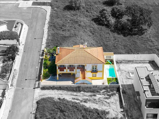 Moradia T3 para Venda em Azambuja Foto 5