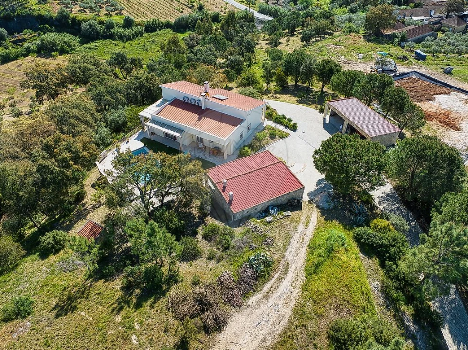 Quinta T4 para Venda em São Sebastião Foto 5