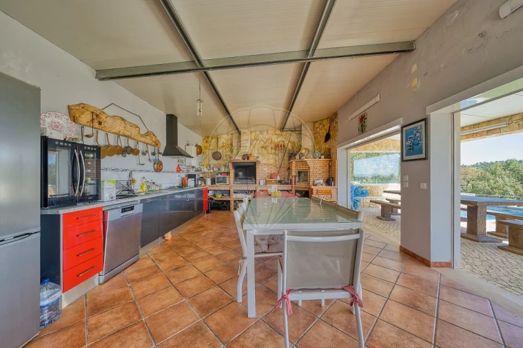 Quinta T4 para Venda em São Sebastião Foto 18