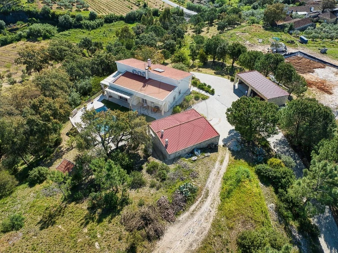 Quinta T4 para Venda em São Sebastião Foto 5