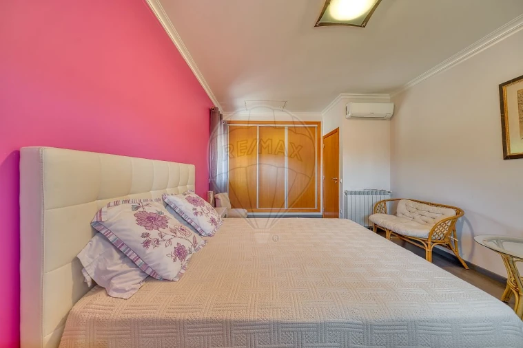 Quinta T4 para Venda em São Sebastião Foto 44