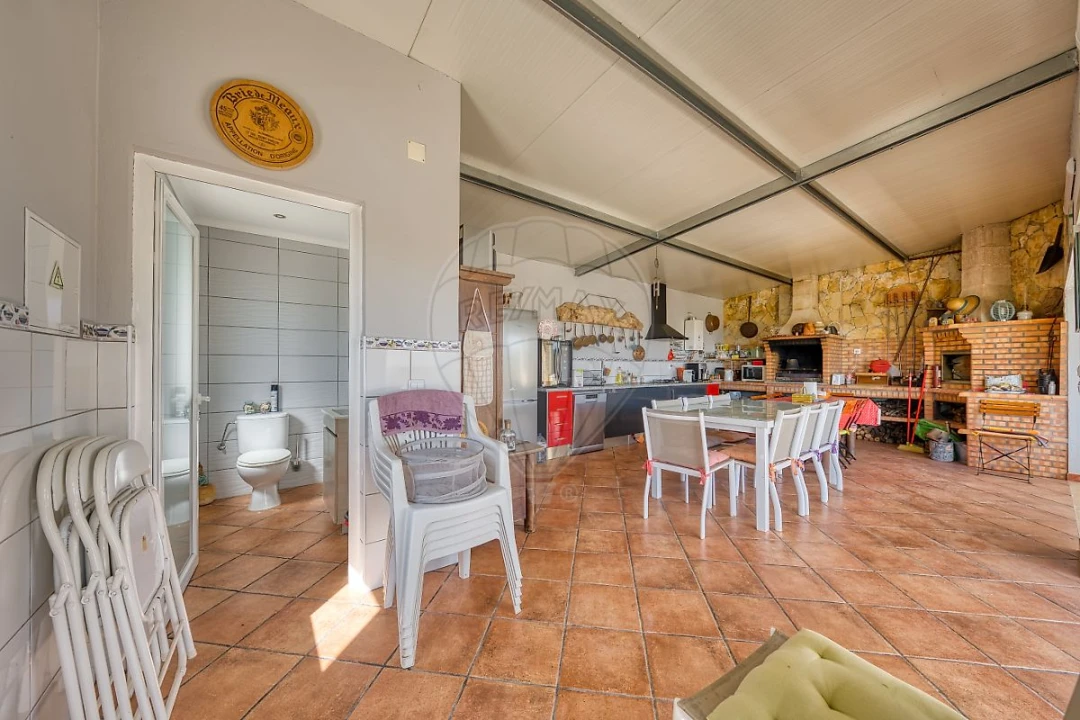 Quinta T4 para Venda em São Sebastião Foto 17