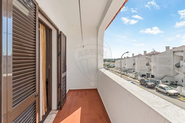 Moradia T3 para Venda em Albufeira e Olhos de Água Foto 3