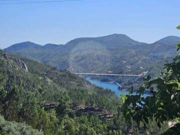 Moradia T3 para Venda em Ferreira do Zezere