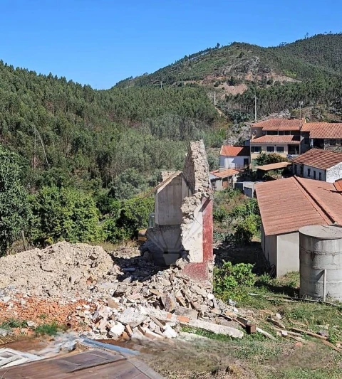 Moradia T3 para Venda em Ferreira do Zezere