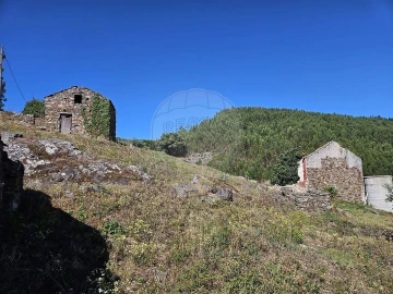 Moradia T3 para Venda em Ferreira do Zezere