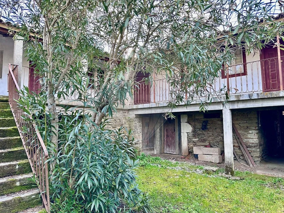 Moradia T5 para Venda em São João da Pesqueira e Várzea de Trevões Foto 9