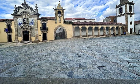 Moradia T5 para Venda em São João da Pesqueira e Várzea de Trevões