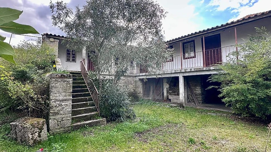 Moradia T5 para Venda em São João da Pesqueira e Várzea de Trevões