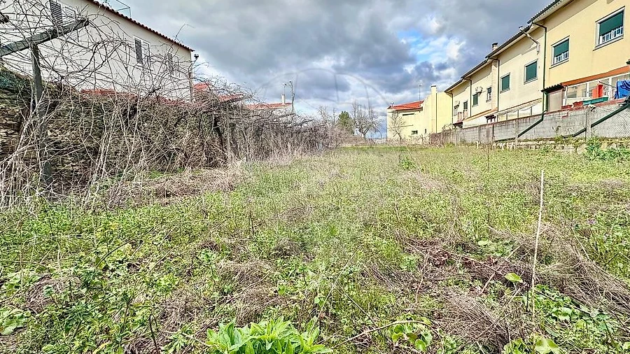 Terreno para Venda em São João da Pesqueira e Várzea de Trevões