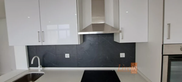Apartamento T4 para Venda em Águas Livres