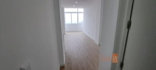 Apartamento T4 para Venda em Águas Livres