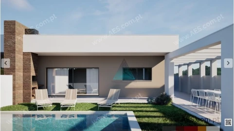 Moradia T4 para Venda em Fernao Ferro