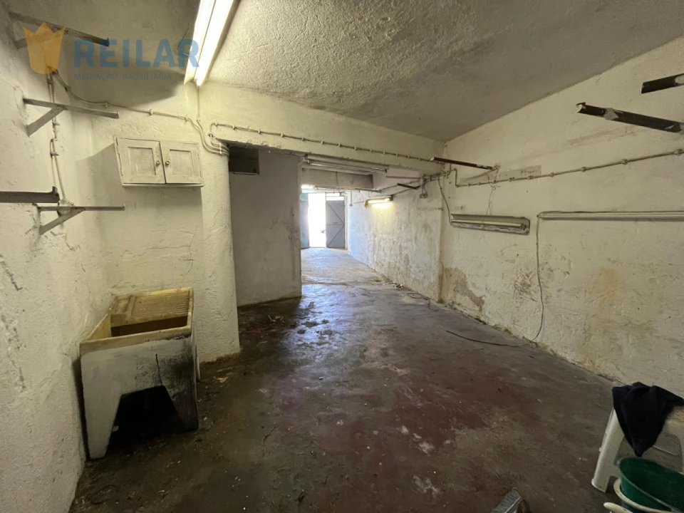 Garagem para Venda em Oeiras e São Julião da Barra, Paço de Arcos e Caxias Foto 3