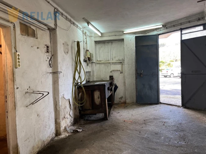 Garagem para Venda em Oeiras e São Julião da Barra, Paço de Arcos e Caxias Foto 5