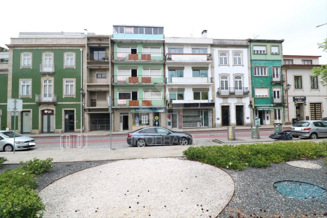 Prédio para Venda em Barcelos, V.Boa, V.Frescainha Foto 3
